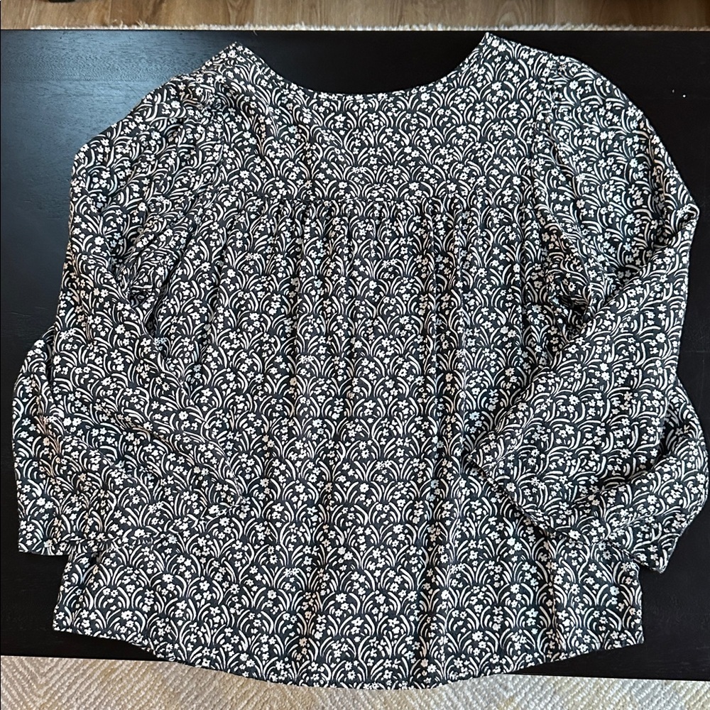 Universal Thread boho flowy popover top - Picture 9 of 10